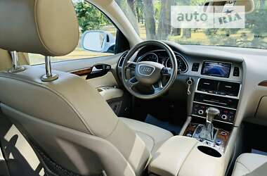 Внедорожник / Кроссовер Audi Q7 2014 в Киеве