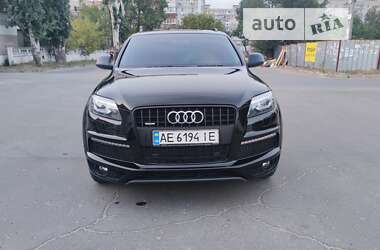 Позашляховик / Кросовер Audi Q7 2013 в Дніпрі