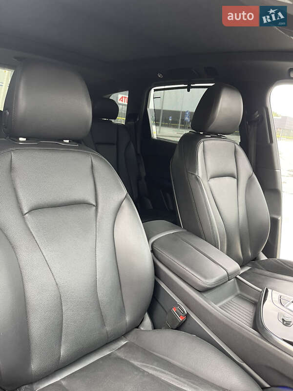 Позашляховик / Кросовер Audi Q7 2017 в Бродах