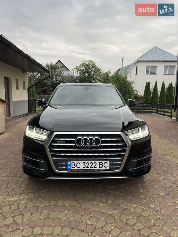 Позашляховик / Кросовер Audi Q7 2017 в Бродах