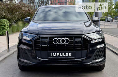 Внедорожник / Кроссовер Audi Q7 2020 в Киеве