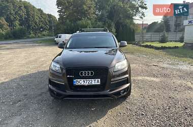 Позашляховик / Кросовер Audi Q7 2013 в 