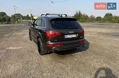 Позашляховик / Кросовер Audi Q7 2013 в 