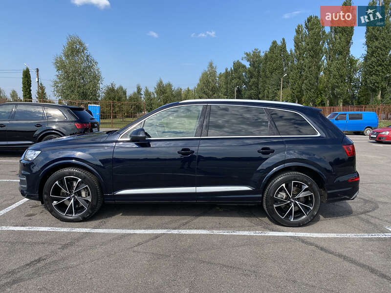 Внедорожник / Кроссовер Audi Q7 2017 в Луцке