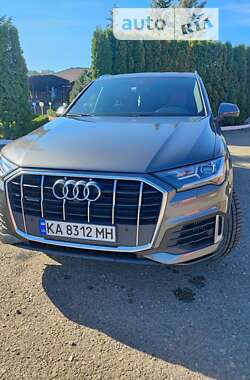 Позашляховик / Кросовер Audi Q7 2020 в Києві