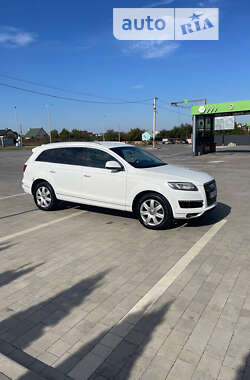 Внедорожник / Кроссовер Audi Q7 2010 в Каменец-Подольском