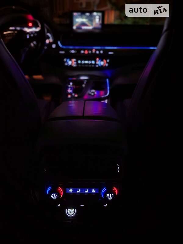 Позашляховик / Кросовер Audi Q7 2016 в Києві фото 6 Позашляховик / Кросовер Audi Q7 2016 в Києві