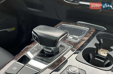 Внедорожник / Кроссовер Audi Q7 2016 в 