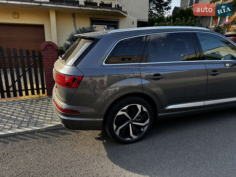 Внедорожник / Кроссовер Audi Q7 2018 в Львове