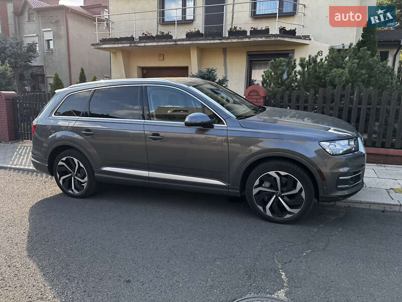 Внедорожник / Кроссовер Audi Q7 2018 в Львове