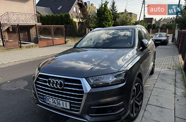 Внедорожник / Кроссовер Audi Q7 2018 в 