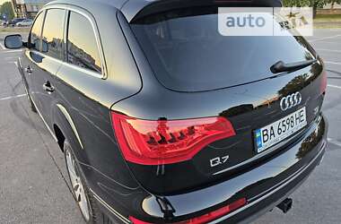 Позашляховик / Кросовер Audi Q7 2013 в Кропивницькому