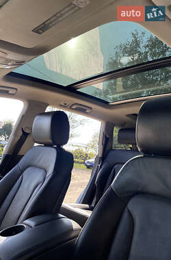Внедорожник / Кроссовер Audi Q7 2011 в 