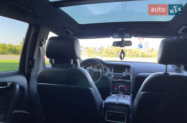 Внедорожник / Кроссовер Audi Q7 2014 в 