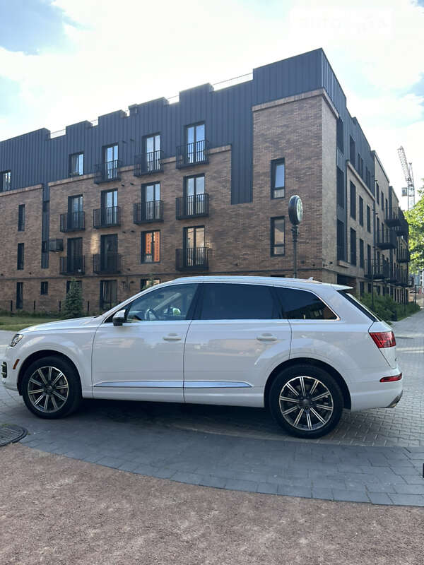 Внедорожник / Кроссовер Audi Q7 2016 в Ивано-Франковске