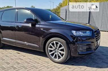 Позашляховик / Кросовер Audi Q7 2018 в Полтаві