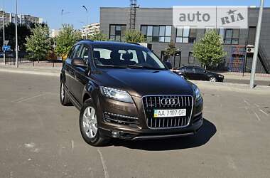 Внедорожник / Кроссовер Audi Q7 2015 в Киеве