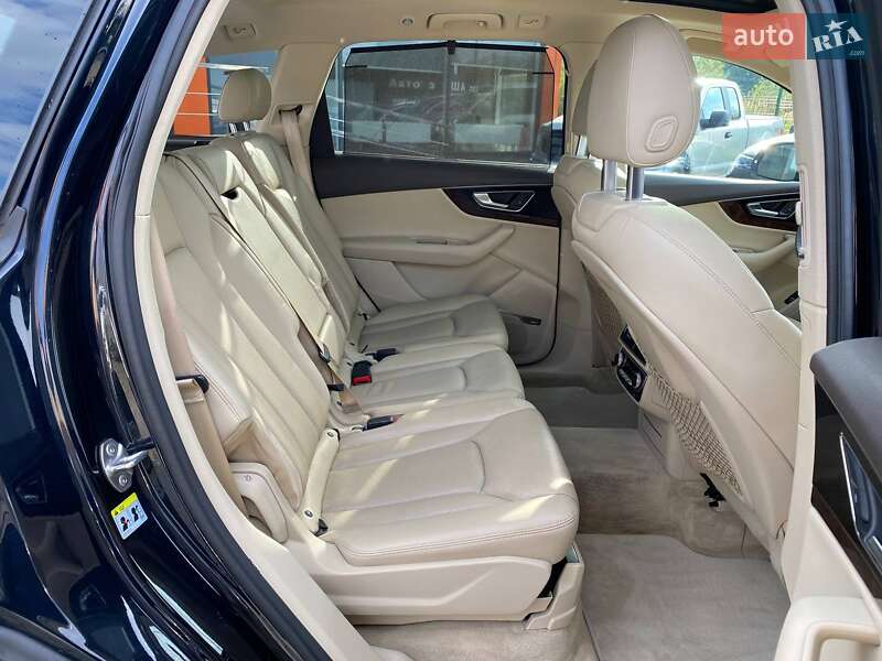 Внедорожник / Кроссовер Audi Q7 2016 в Львове