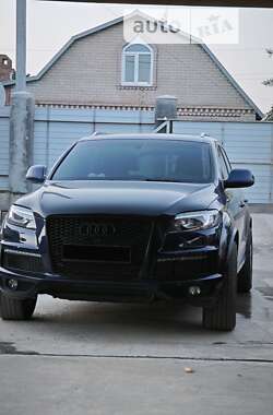 Внедорожник / Кроссовер Audi Q7 2010 в Кривом Роге