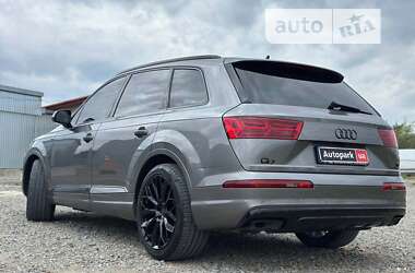 Позашляховик / Кросовер Audi Q7 2015 в Львові