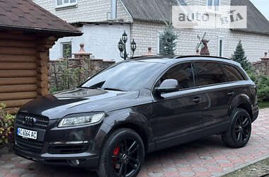 Внедорожник / Кроссовер Audi Q7 2007 в Вараше