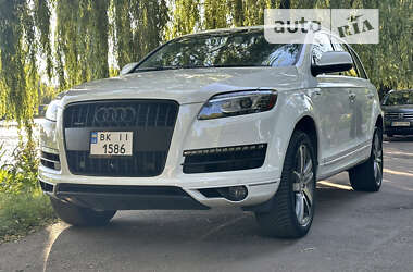 Внедорожник / Кроссовер Audi Q7 2014 в Ровно