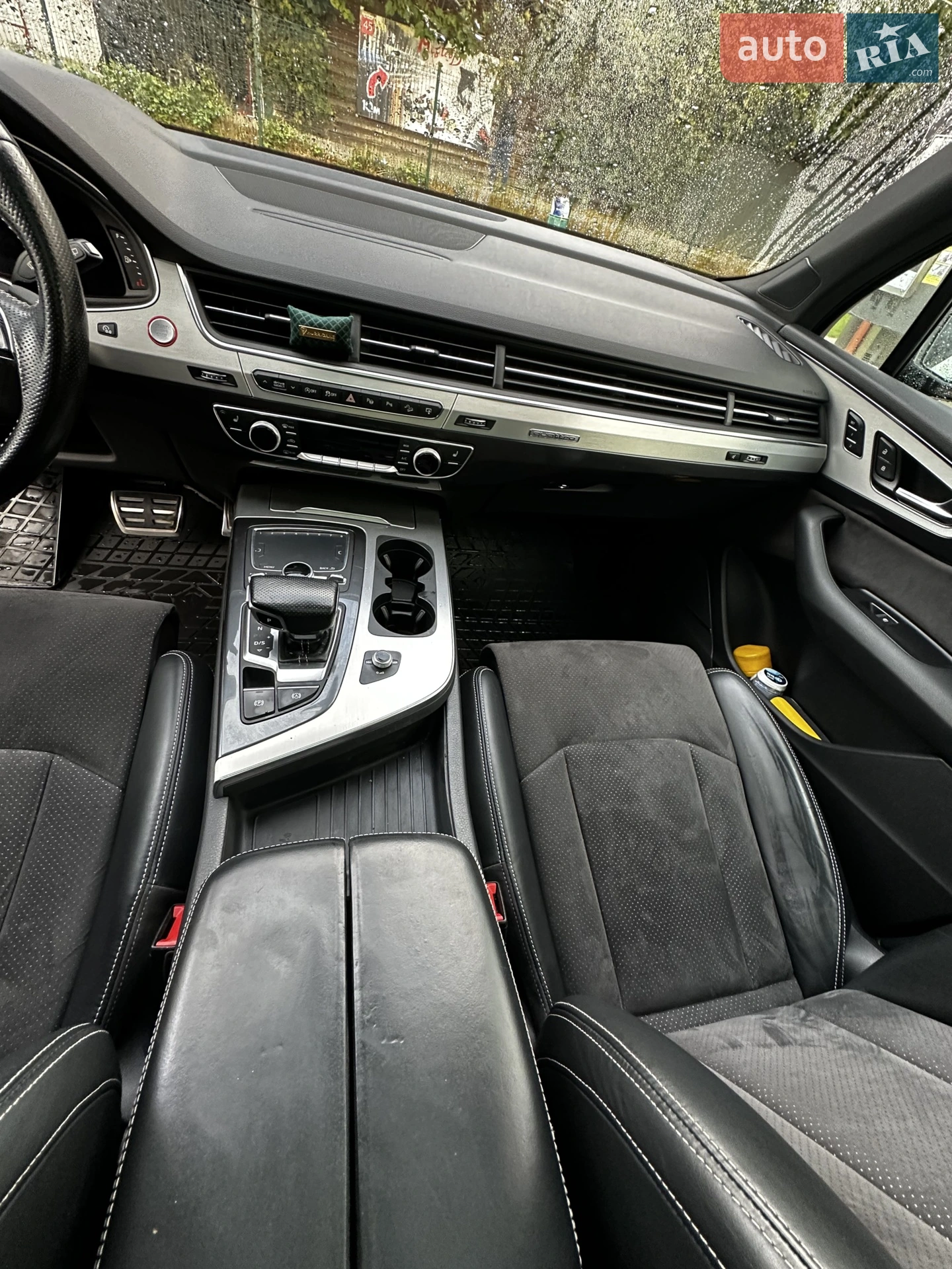 Audi Q7 2017 VIN WA1LAAF70HD046205 фото оголошення 12 з 17