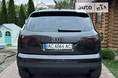 Позашляховик / Кросовер Audi Q7 2007 в Вараші