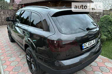 Позашляховик / Кросовер Audi Q7 2007 в Вараші