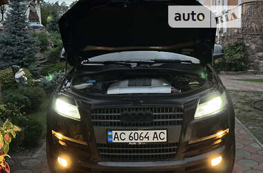 Позашляховик / Кросовер Audi Q7 2007 в Вараші