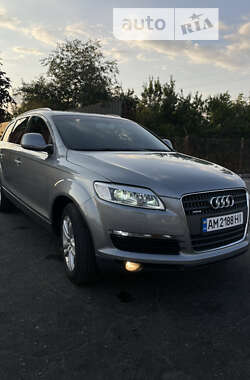 Позашляховик / Кросовер Audi Q7 2007 в Житомирі