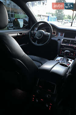 Внедорожник / Кроссовер Audi Q7 2013 в Луцке