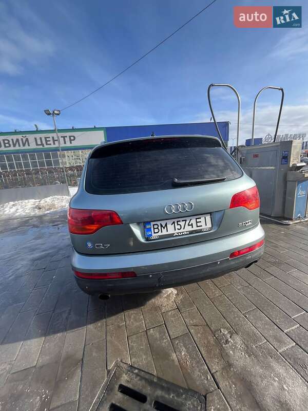 Позашляховик / Кросовер Audi Q7 2007 в Сумах