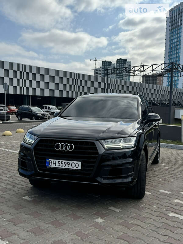 Внедорожник / Кроссовер Audi Q7 2016 в Одессе