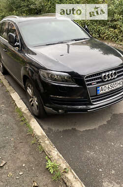 Внедорожник / Кроссовер Audi Q7 2006 в Ужгороде