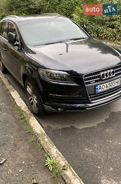 Внедорожник / Кроссовер Audi Q7 2006 в 