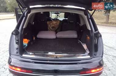 Позашляховик / Кросовер Audi Q7 2014 в 
