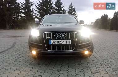 Позашляховик / Кросовер Audi Q7 2014 в 