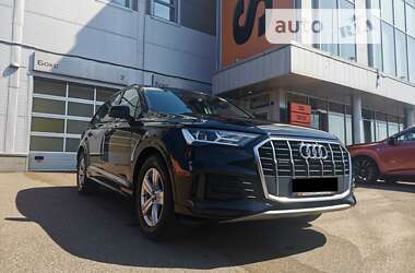 Позашляховик / Кросовер Audi Q7 2021 в Києві