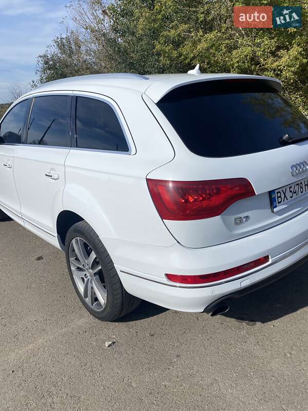 Позашляховик / Кросовер Audi Q7 2013 в Хмельницькому