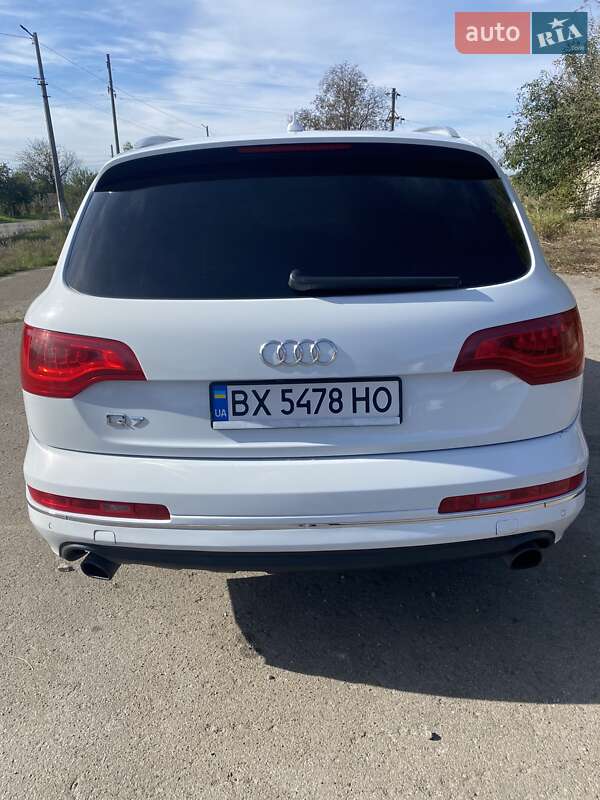 Позашляховик / Кросовер Audi Q7 2013 в Хмельницькому