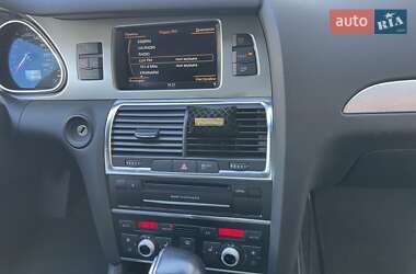 Позашляховик / Кросовер Audi Q7 2014 в 