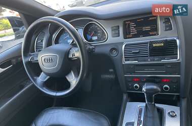 Позашляховик / Кросовер Audi Q7 2014 в 