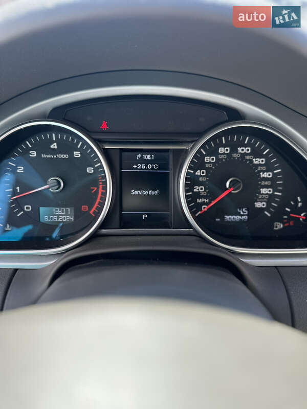 Позашляховик / Кросовер Audi Q7 2011 в Черкасах