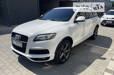 Внедорожник / Кроссовер Audi Q7 2011 в Черновцах