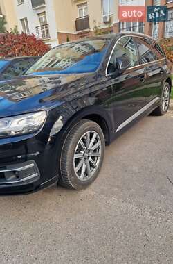 Позашляховик / Кросовер Audi Q7 2018 в Львові