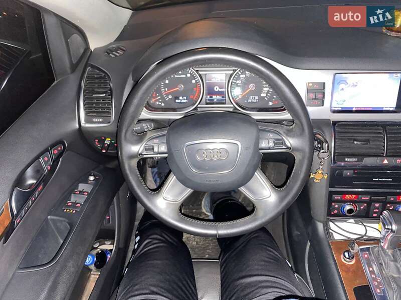 Позашляховик / Кросовер Audi Q7 2012 в Одесі