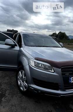 Позашляховик / Кросовер Audi Q7 2006 в Вишкові