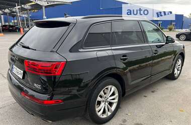 Позашляховик / Кросовер Audi Q7 2017 в Львові