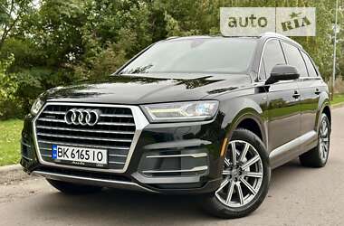 Позашляховик / Кросовер Audi Q7 2017 в Києві